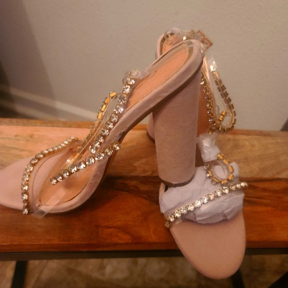 Women's  4.5in heel - Picture 1 of 6